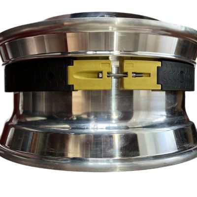 17 inch 18 inch Chạy thiết bị băng an toàn phẳng cho xe cứu hỏa xe cứu thương SUV Xe thương mại